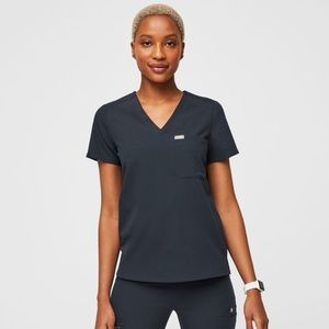 Dark harbour Catarina one pocket scrub top